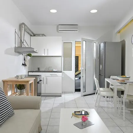 Stylish Apartment By City Center B Heraklion  Exterior photo