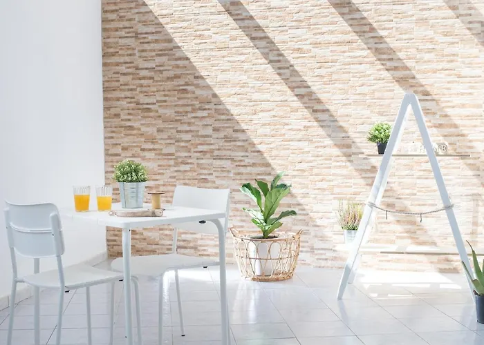 Stylish Apartment By City Center B