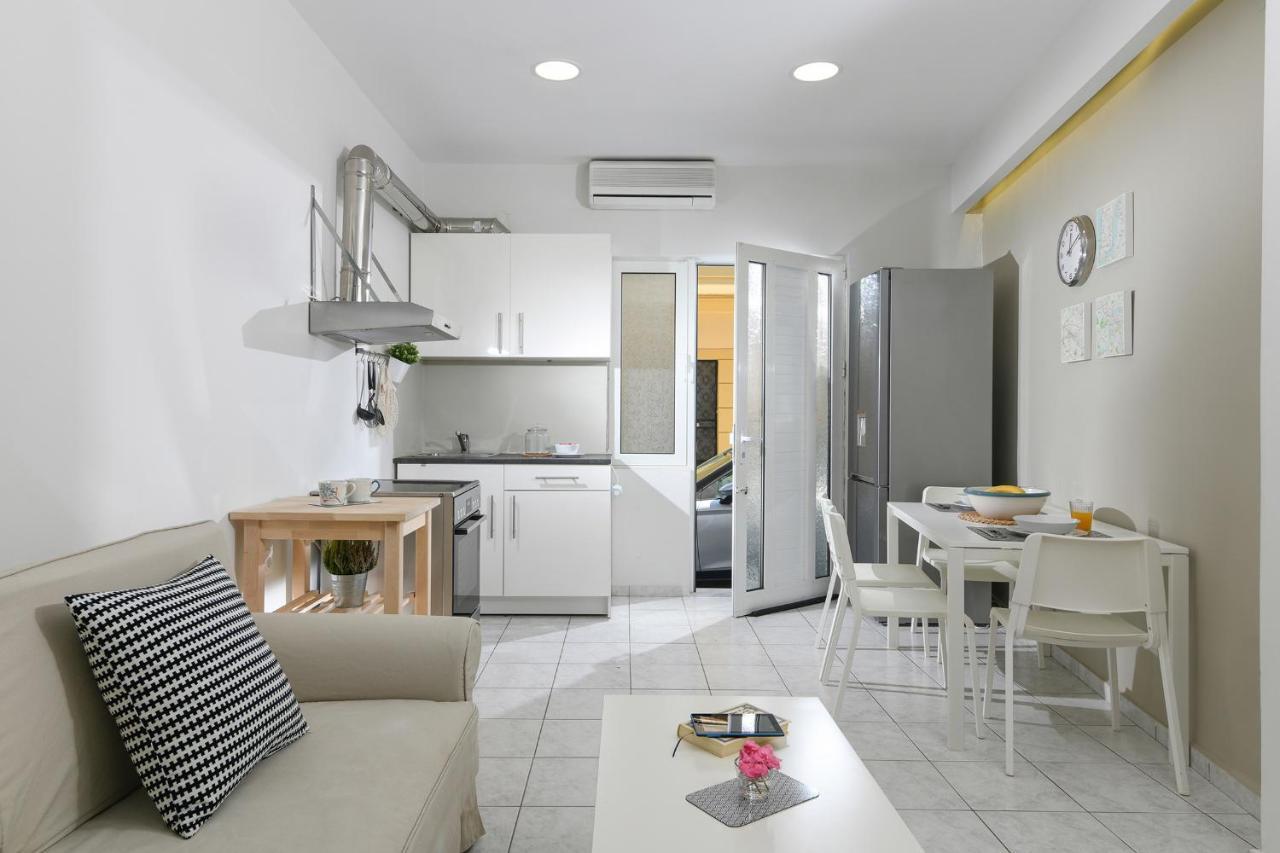 Stylish By Center B הרקליון